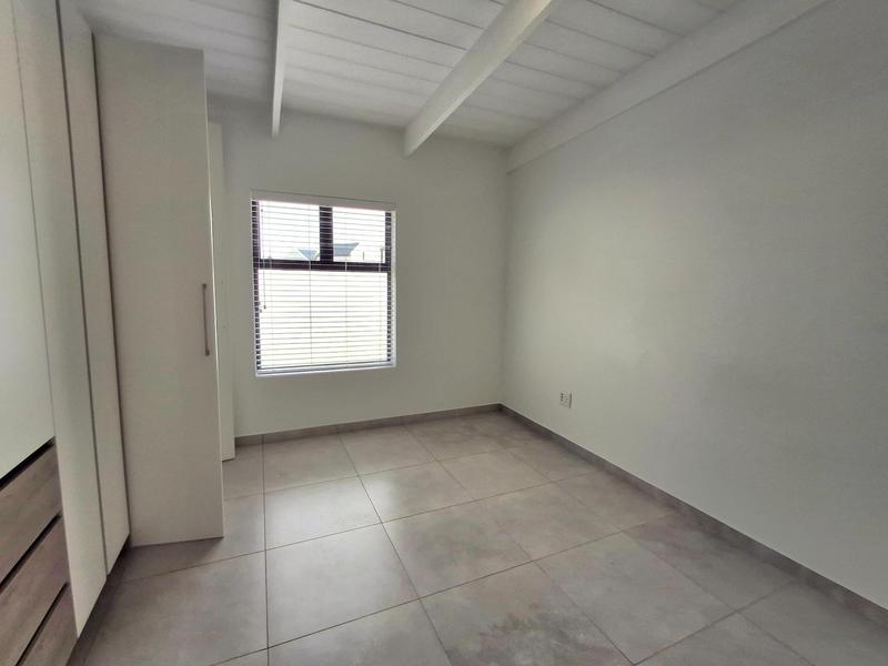 3 Bedroom Property for Sale in Britannia Bay Western Cape